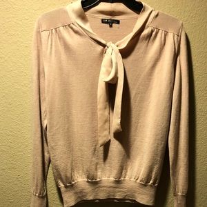 Vingt-trois arrondissements sweater light pink